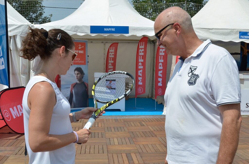 Mapfre y el Open Castilla y León Villa de El Espinar sortean una raqueta de tenis como la de Rafa Nadal