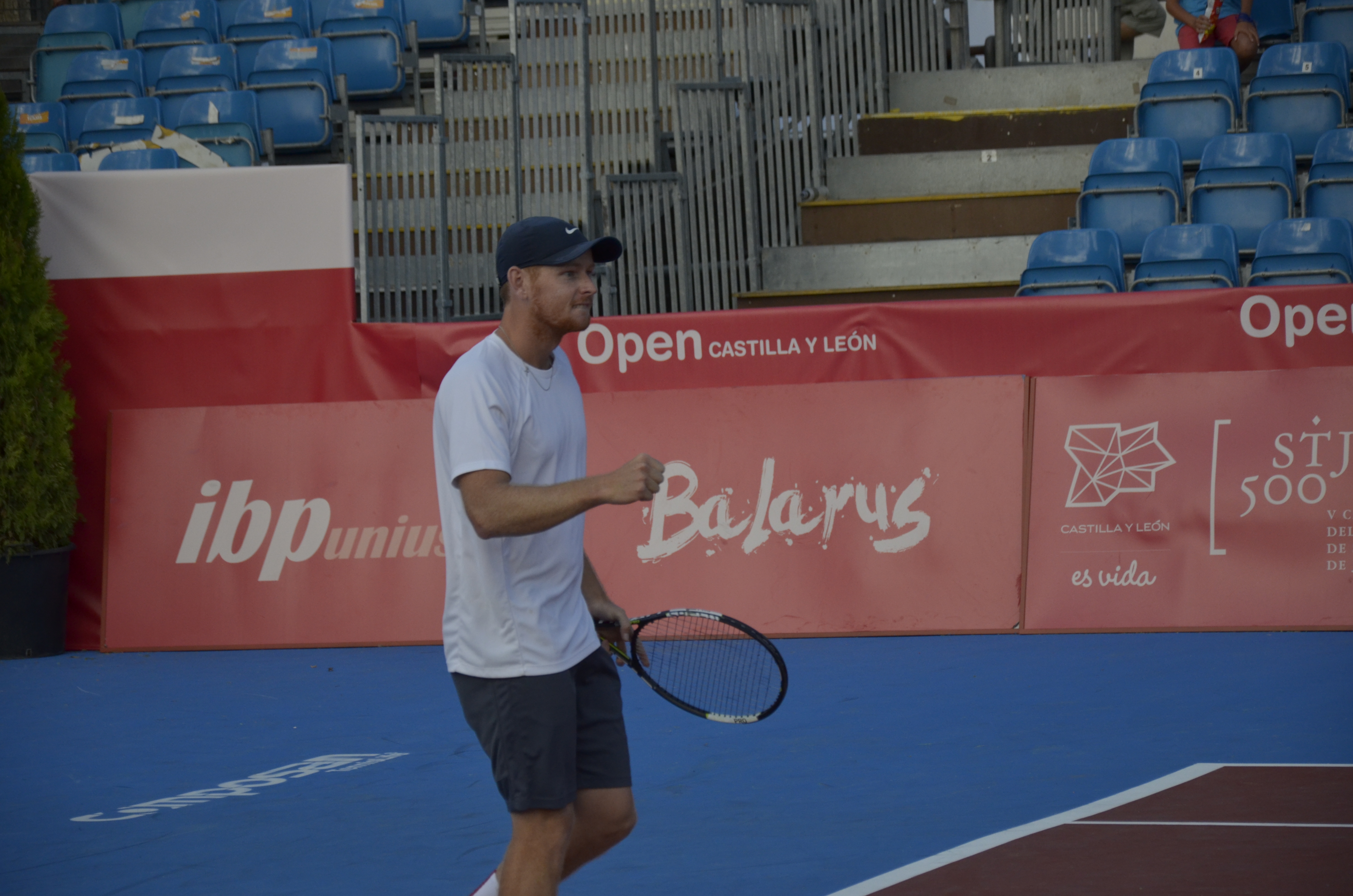El número 1, un excampeón y el estadounidense Smith que apeó a Brown (2) se meten cuartos de final