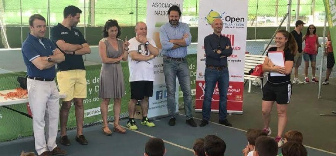 La campaña de actos promocionales del Open Castilla y León arrancó con SomosTenis en Tres Cantos