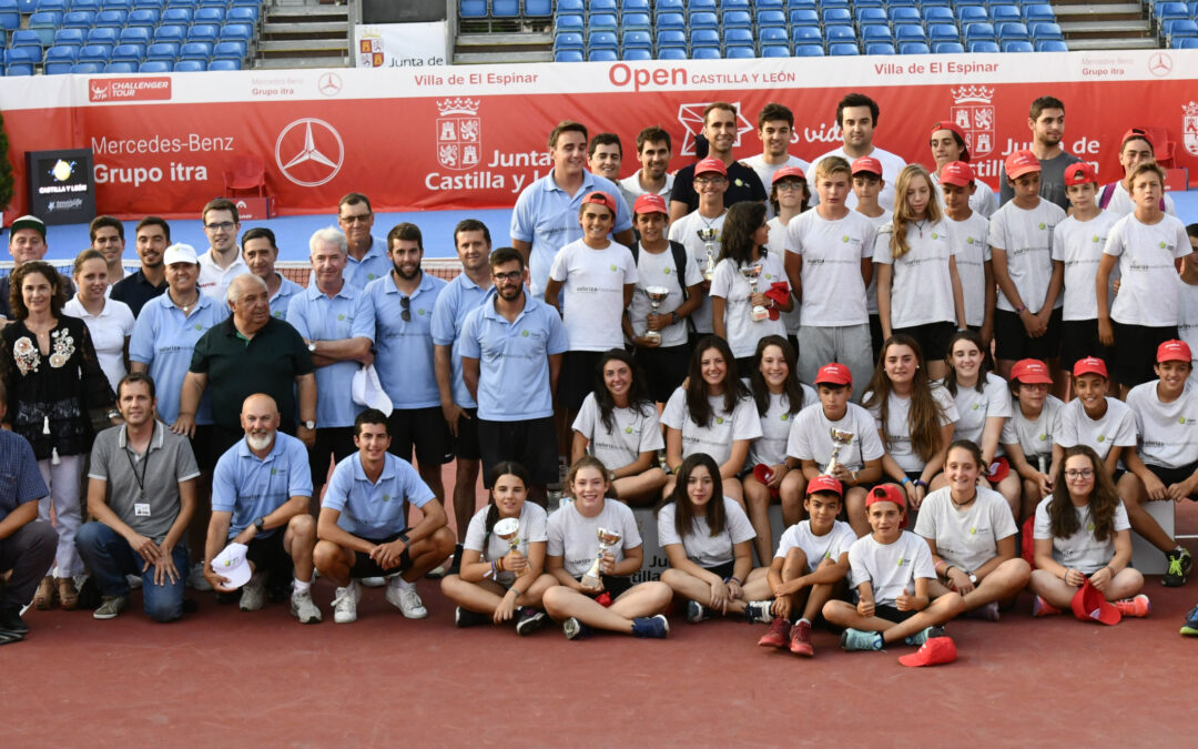 Foto de familia del Staff del Open Castilla y León-Villa de El Espinar