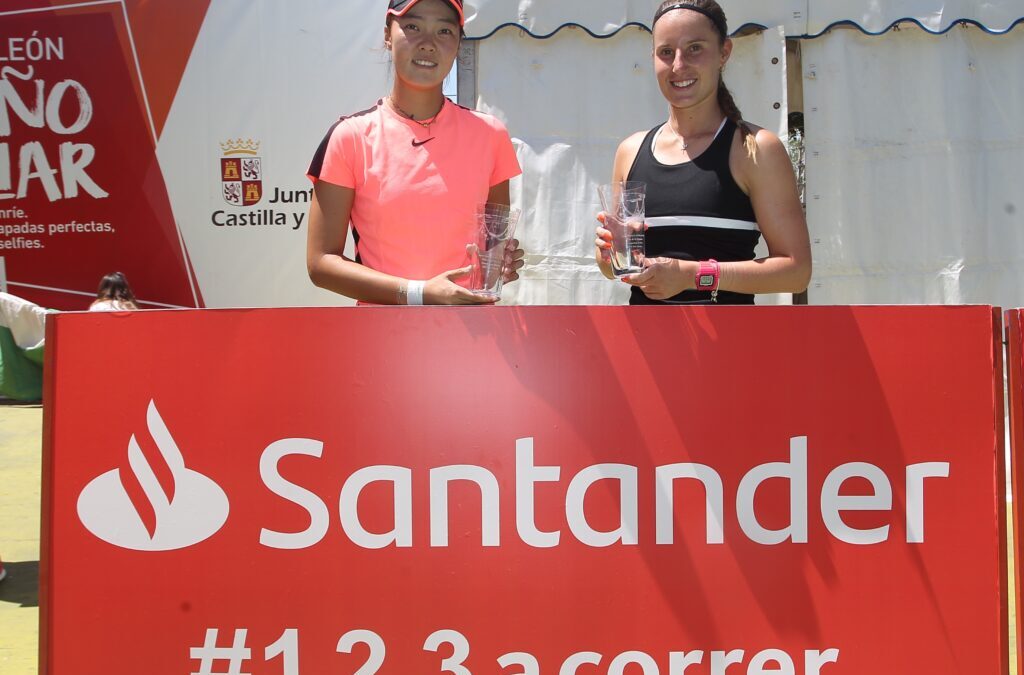 Marina Bassols y Shuo Feng, campeones de dobles del ITF Open Castilla y León. Trofeo Banco Santander