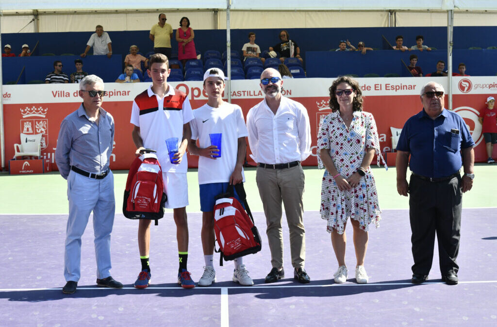 Iván Pérez, campeón masculino del I Torneo Cadete Open Castilla y León Banco Santander